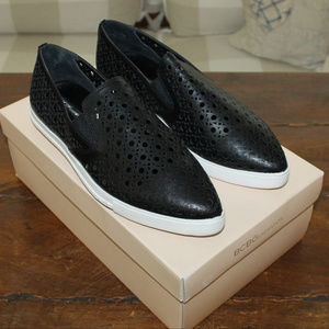 BCBGeneration~Black~Leather~Slipons/Sneakers